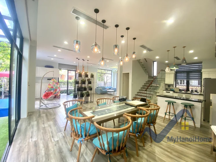 Xem ảnh 13: Ảnh 13: Thuê song lập Vinhomes Riverside Long Biên full nội thất