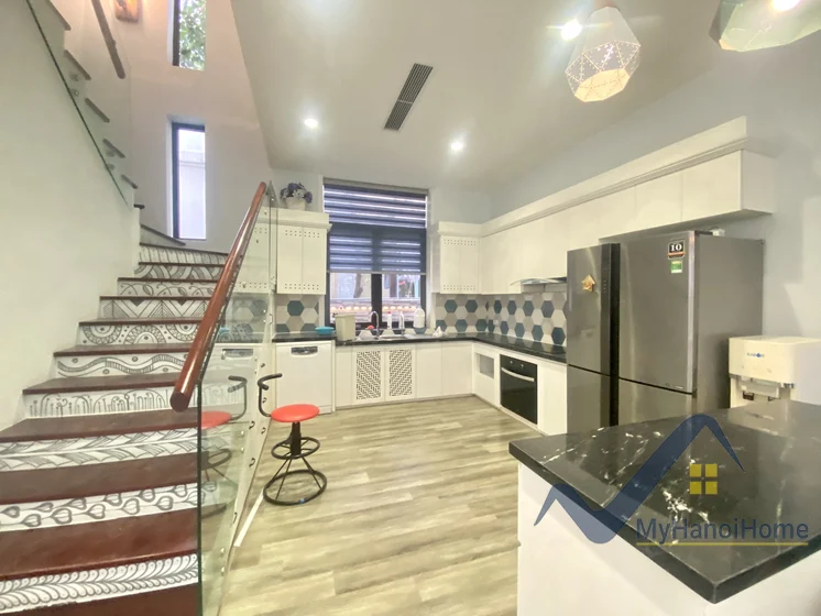 Xem ảnh 17: Ảnh 17: Thuê song lập Vinhomes Riverside Long Biên full nội thất
