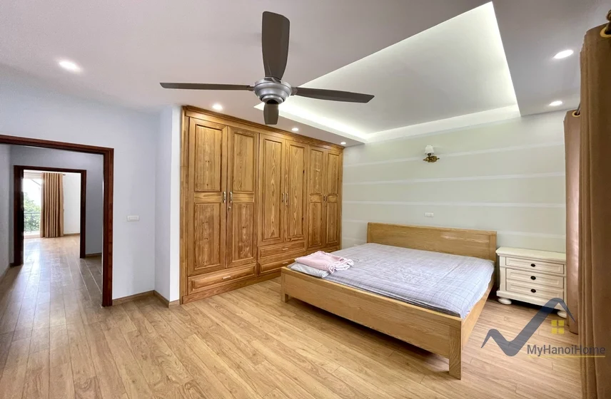Xem ảnh 6: Ảnh 6: Vinhomes Riverside: Biệt thự cho thuê 4 phòng ngủ full nội thất