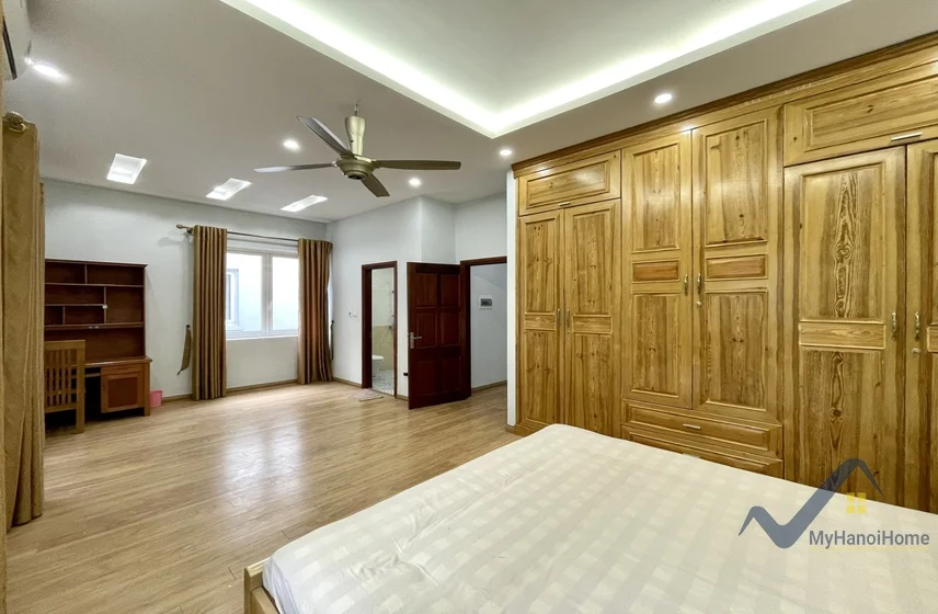 Xem ảnh 16: Ảnh 16: Vinhomes Riverside: Biệt thự cho thuê 4 phòng ngủ full nội thất