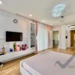 Xem ảnh 28: Ảnh 28: Biệt thự Vinhomes Riverside cho thuê song lập 4PN đủ đồ