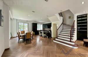 Cho thuê Biệt thự căn góc đơn lập Vinhomes Riverside - VH559 2