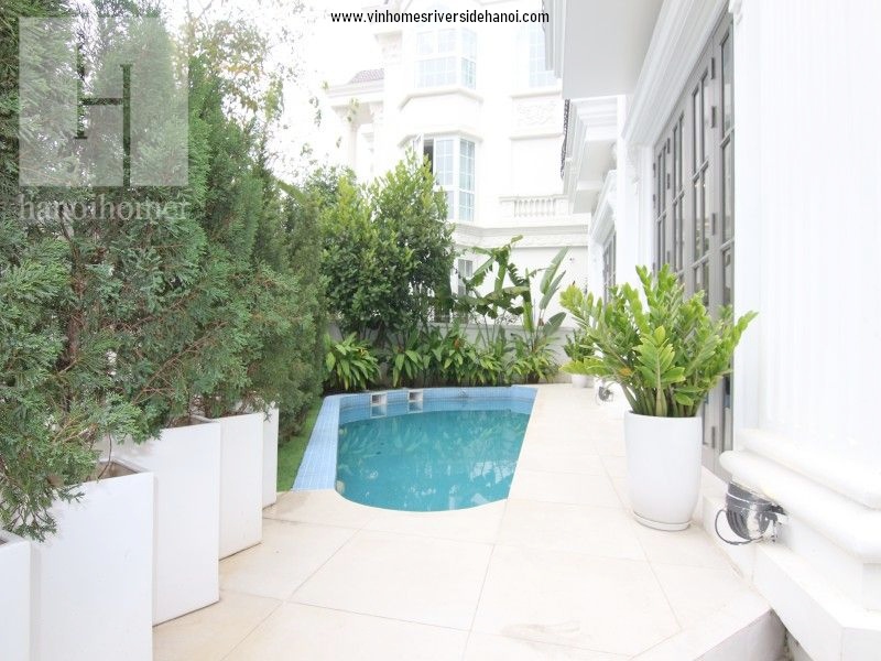 Bất động sản bán, cho thuê tại khu Hoa Anh Đào Vinhomes