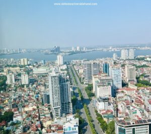 Giá nhà vượt xa thu nhập trong khi nền kinh tế khát vốn - Những nghịch lý cảnh báo về bong bóng bất động sản