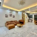 Chủ nhà cho thuê biệt thự Vinhomes Riverside 2 gần Hồ và Vinschool