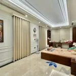 Xem ảnh 10: Ảnh 10: Biệt thự đơn lập cho thuê Vinhomes Riverside 2 nội thất đủ đồ
