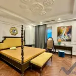 Xem ảnh 10: Ảnh 10: Biệt thự sân vườn Vinhomes Riverside cho thuê khu Hoa Sữa