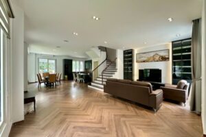 Biệt thự căn góc đơn lập Vinhomes Riverside cho thuê