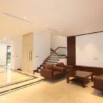 Xem ảnh 1: Biệt thự cho thuê Vinhomes Riverside 4 phòng ngủ có thang máy