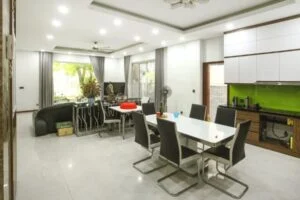 Ảnh VH306: Biệt thự cho thuê Vinhomes Riverside có thang máy full đồ