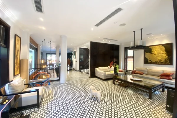 Biệt thự cho thuê Vinhomes Riverside, đơn lập có tầng hầm