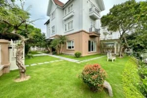 Biệt thự đơn lập siêu rộng Vinhomes Riverside cho thuê