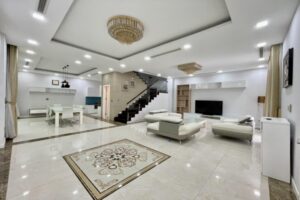 Biệt thự Hoa Phượng Vinhomes Riverside cho thuê 4PN đủ đồ