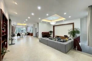 Ảnh VH303: Biệt thự Hoa Sữa cho thuê tại Vinhomes Riverside gần BIS
