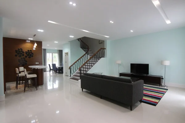 Biệt Thự Hoa Sữa Vinhomes Riverside 4 phòng ngủ full nội thất