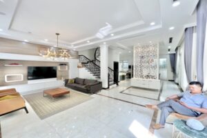 Biệt thự liền kề khu Anh Đào Vinhomes Riverside cho thuê full đồ