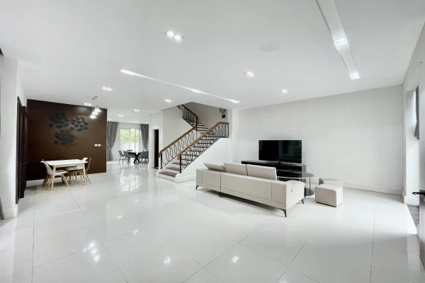 Biệt thự song lập cho thuê Vinhomes Riverside, đủ đồ 4PN