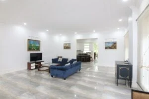 Biệt thự song lập gần sân Golf Vinhomes Riverside cho thuê