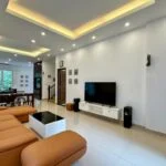 Xem ảnh 1: Biệt thự song lập Vinhomes Riverside cho thuê Hoa Sữa 4PN