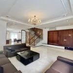 Xem ảnh 1: Biệt thự song lập Vinhomes Riverside cho thuê, nội thất hiện đại