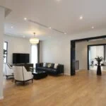 Xem ảnh 1: Biệt thự Vinhomes Riverside đơn lập, thiết kế hiện đại, full nội thất