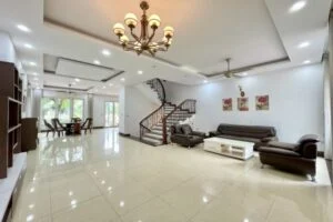 Ảnh VH92: Biệt thự Vinhomes Riverside đủ đồ Hoa Sữa cho thuê