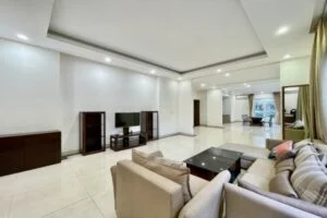 Ảnh VH384: Cho thuê biệt thự đơn lập Vinhomes Riverside vườn rộng đủ đồ
