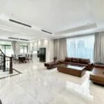 Xem ảnh 1: Cho thuê biệt thự Vinhomes Harmony tại Nguyệt Quế cạnh Hồ