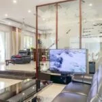 Xem ảnh 1: Cho thuê biệt thự Vinhomes Riverside đủ đồ gần khu bể bơi