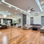 Xem ảnh 1: Cho thuê biệt thự Vinhomes Riverside full nội thất gần công viên