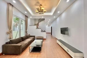 Ảnh VH156: Cho thuê biệt thự Vinhomes Riverside Hoa Sữa, full nội thất gần sân Golf