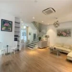 Xem ảnh 1: Cho thuê biệt thự Vinhomes Riverside nội thất hiện đại