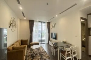 Ảnh VH324: Cho thuê căn hộ đủ đồ Vinhomes Symphony 2PN 2WC