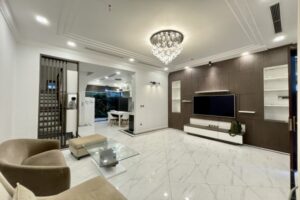 Cho thuê nhà liền kề Vinhomes Harmony Long Biên full đồ