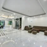 Xem ảnh 1: Cho thuê Vinhomes Riverside biệt thự song lập hoàn thiện mới