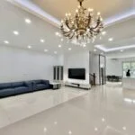 Xem ảnh 1: Nhà liền kề 4PN khu Vinhomes Riverside cần cho thuê