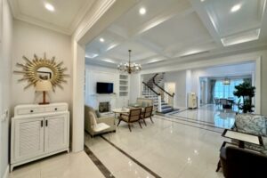 Thuê biệt thự đơn lập Vinhomes Riverside đủ nội thất 5PN