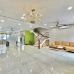 Xem ảnh 1: Thuê biệt thự song lập Vinhomes Riverside đủ đồ có sông, 4PN