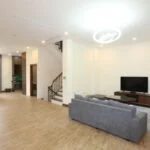 Xem ảnh 1: Thuê biệt thự song lập Vinhomes Riverside Hoa Sữa full đồ
