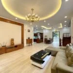 Xem ảnh 1: Thuê biệt thự Vinhomes Riverside, full đồ căn đơn lập