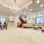 Xem ảnh 1: Thuê liền kề Vinhomes Riverside trang bị full nội thất hiện đại