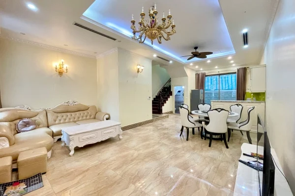 Thuê nhà liên kề Vinhomes Harmony đủ đồ có thang máy