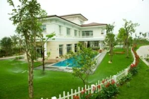 Có nên mua biệt thự Vinhomes Riverside không?